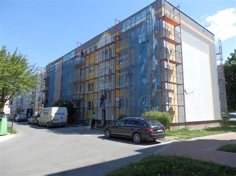 Nové mesto nad váhom je okresné mesto a je súčasťou trenčianskeho kraja. Nové Mesto nad Váhom, Malinovského 1228 | Rosobuild