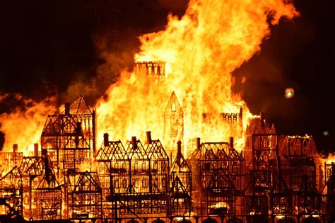The fire was so big that it was called the great fire of london. Alun's Photography Stuff: Great Fire of London 350 ...