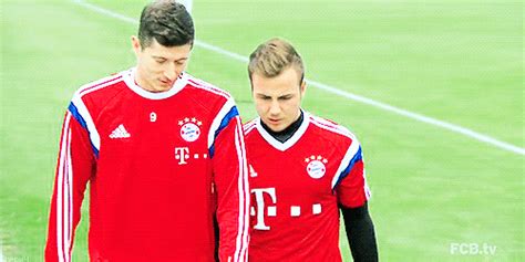 robert lewandowski gif | Tumblr