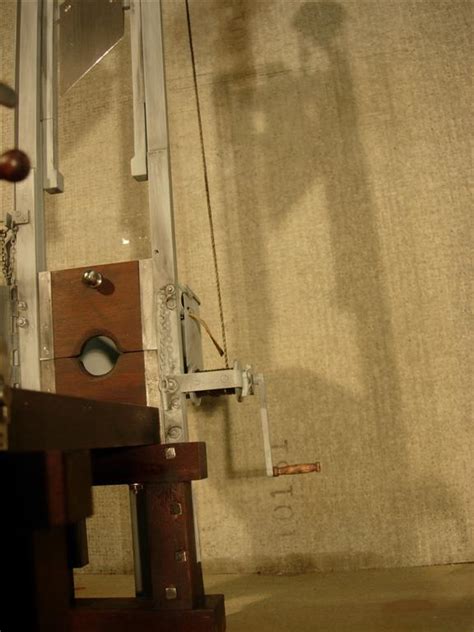 Februar 1949 beendete die guillotine schuhs leben. 1946 Rastatt Fallbeil