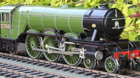 The Top Ten Fastest Steam Trains Of All Time