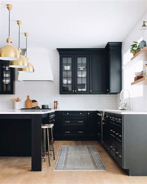 Design inspo: Beautiful black kitchens - Style Curator
