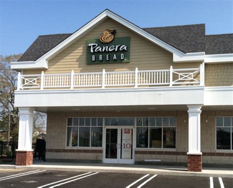 After christmas, cracker barrel stores open on december 26 and stay open for regular business hours throughout new year's eve and new year's. Island Park Panera Bread Accepting Turkey Donations | Long ...
