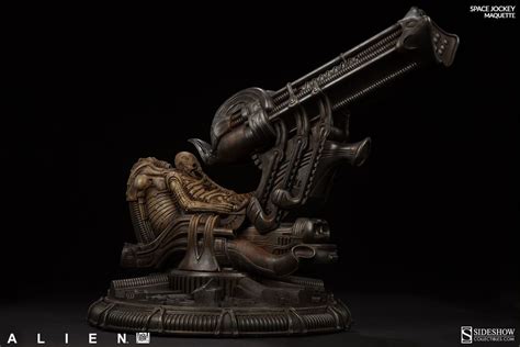 Alien Space Jockey Maquette Images From Sideshow Collectibles Collider