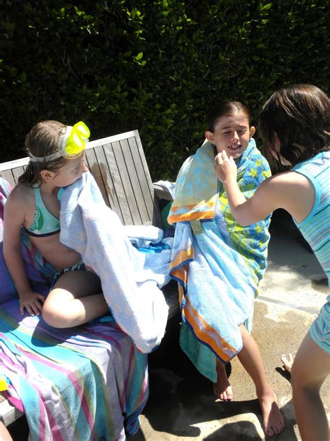 HUNTINGTON BEACH GIRL SCOUT TROOP 746 SWIMMING PATCH
