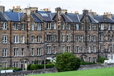 Check spelling or type a new query. 3 Bedroom Flat Sold in Edinburgh, EH8