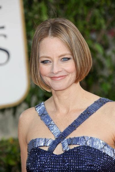 This formal look is perfect for mature women. Jodie Foster - Bob Hairstyle | Womens hairstyles, Bob ...