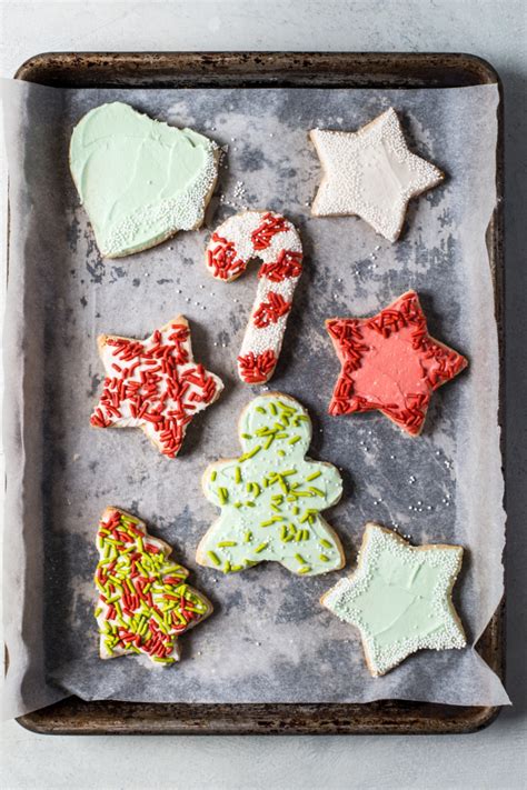 These are made with almond flour, which gives the cookies a delicious taste and keeps them soft. Almond Flour Christmas Cookies / Cut-Out Cookies (using ...