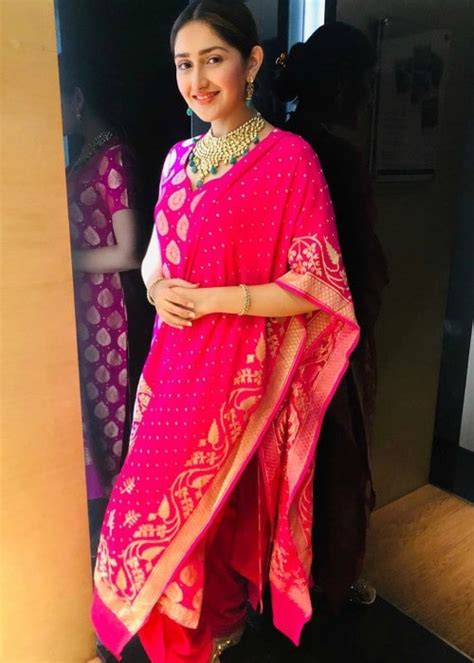 We did not find results for: Sayyeshaa Height, Weight, Age, Body Statistics - Healthy Celeb