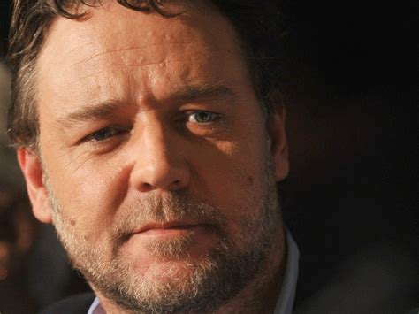Russell Crowe Spots Ufo In Australia Posts Video To Twitter National