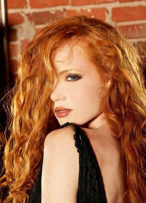 Pin By Kane Parsons On Beautiful Redhead In Beautiful Red Hair Redhead Beauty Stunning
