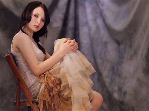Emily Browning Measurements Bio Height Net Worth Relationship Status And Faqs