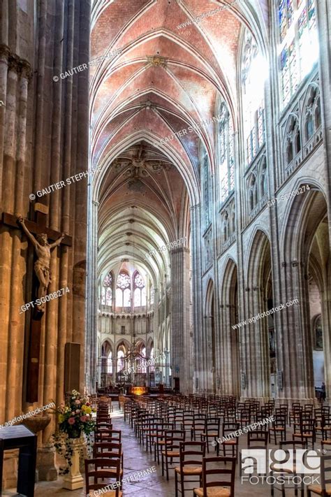 Gothic Choir In The Saint Etienne Cathedral Auxerre Yonne Burgundy
