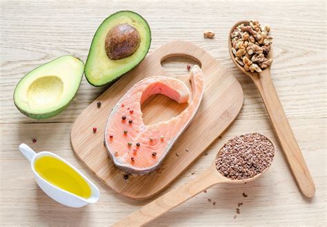 Esto estimula la médula ósea para producir. ¿Qué función tienen los lípidos?
