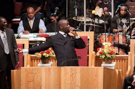 Pastor O Jermaine Simmons Of Tallahassee S Jacob S Chapel Give A Half Apology After Sleeping