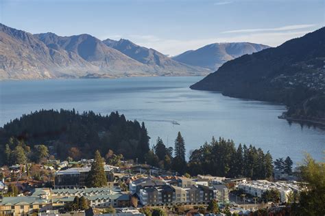 Holiday inn club vacations is committed to providing a safe resort experience for both guests and team members. Holiday Inn Express debuts in New Zealand with first hotel ...