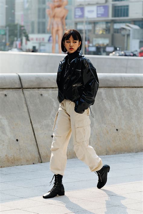 Seoul Fashion Week Streetwear Womens 2019ss 3 Women Sfashionpants Seoul Fashion Seoul