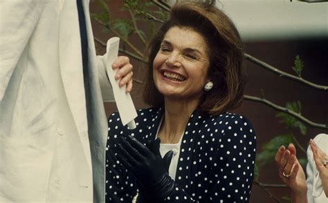 20 Anos Sem Jackie O Relembre O Estilo Da Eterna Primeira Dama Dos Estados Unidos Moda E