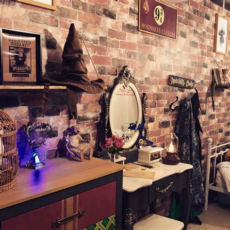 If you have one of your own you'd like to share, send it to us and we'll be happy to include it on our website. Mum creates magical Harry Potter themed bedroom worthy of ...