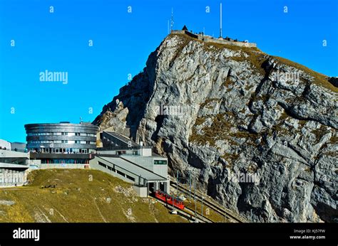 Hotel Pilatus Bellevue Auf Dem Gipfel Des Mount Esel Bergmassiv