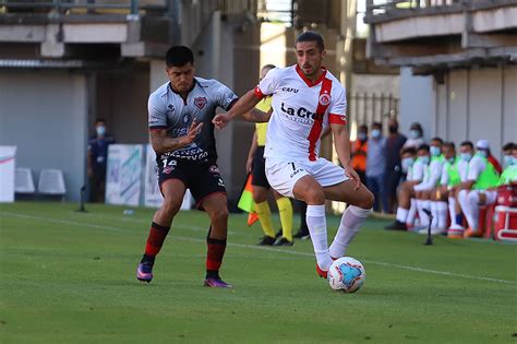 Mientras que ñublense se despide de la categoría este domingo visitando a san marcos de arica. San Felipe superó al campeón Ñublense y retorna al segundo ...