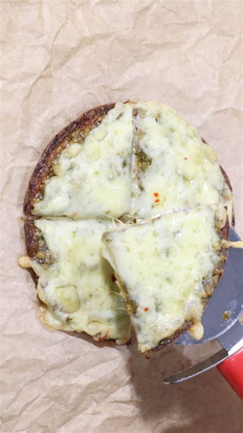 Based on my highly popular keto buns, almond flour tortillas and coconut flour tortillas recipes, this psyllium pizza dough is the. 3 Ingredient Keto Pizza - The BEST Low Carb Pesto & Cheese