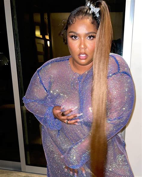 Lizzo Shows Off Fully Nude Body In Revealing Video Preaches