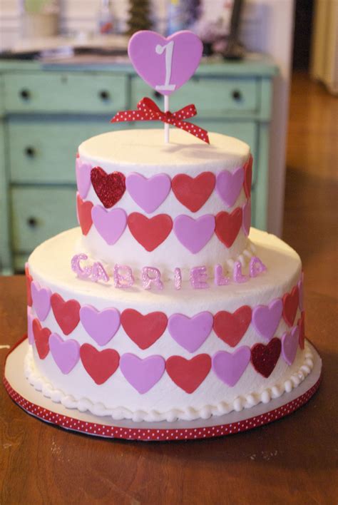 Description a valentine 1st birthday decoration. Valentine Heart Birthday Cake | Birthday cake kids, First ...