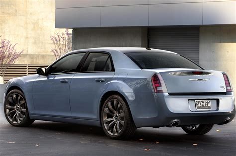 2014 Chrysler 300s Updated With Darker Look