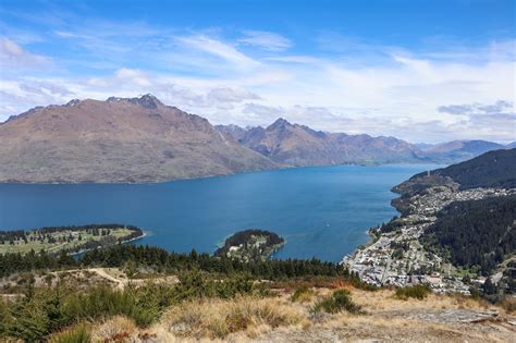Queenstown Hill The Most Popular Hike In Town Nothing Familiar