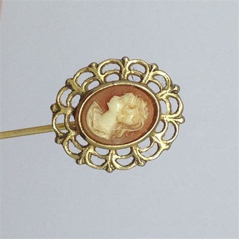 Vintage Cameo Sticklapelhat Pin 225 Inches By Bonbayvintage