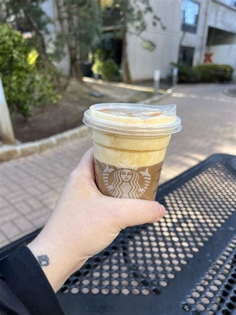 We Tried Starbucks Cinnamon Caramel Nitro Cold Brew Review Lets