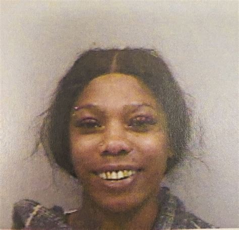 Natchez woman arrested for allegedly stabbing ex-boyfriend