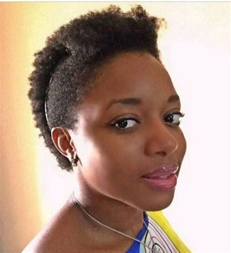55 Super Cute Natural and Short Hairstyles - Style Easily