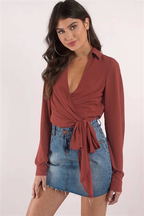 Tobi Shirts Blouses Womens It S A Tie Wine Blouse Rust ⋆ Theipodteacher