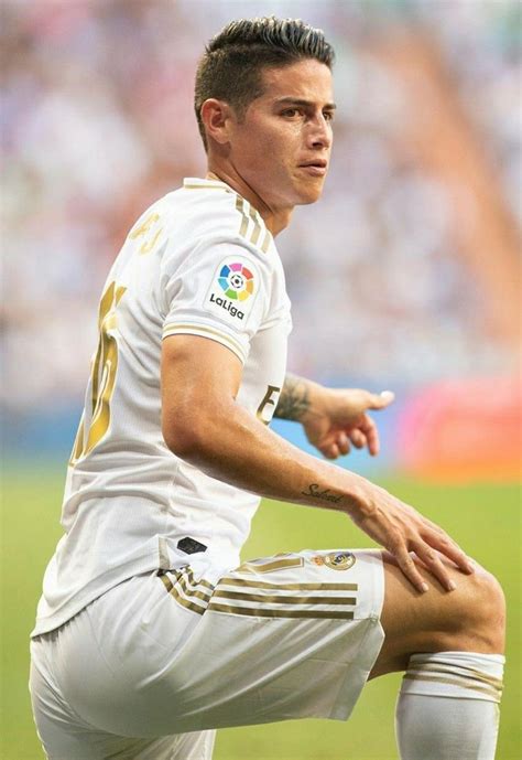 Neue saison, neue trikots, neue nummer. Pin on James Rodriguez