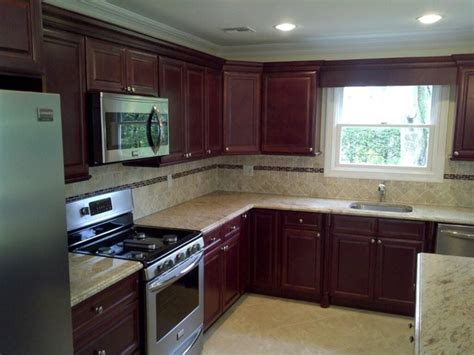 Cherry is both expensive and here at kitchen cabinet value, we charge 12 ½% more for solid cherry cabinetry. Cherry Kitchen Cabinets | Cherry Glaze Door Style ...