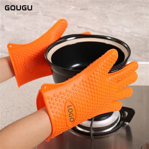 The simple check design of the fabric is smart, and the muted grey means they are a stylish addition. 1PC GOUGU Thick Silicone Microwave Oven Glove Heat ...