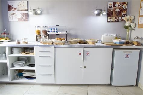 Primamos, las ganas de trabajar, actitud positiva, y que sepa trabajar en equipo. #kitchen #cocina #facilities