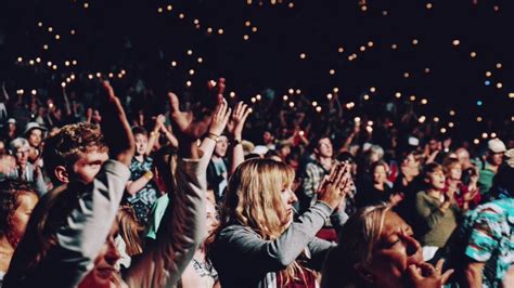 Concert Crows With Applause And Cheers Sound Effect Youtube