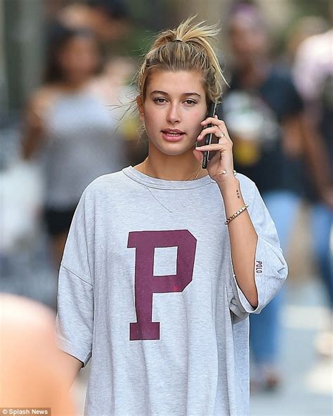Hailey Baldwin Shows Off Her Legs In Oversized T Shirt While In New