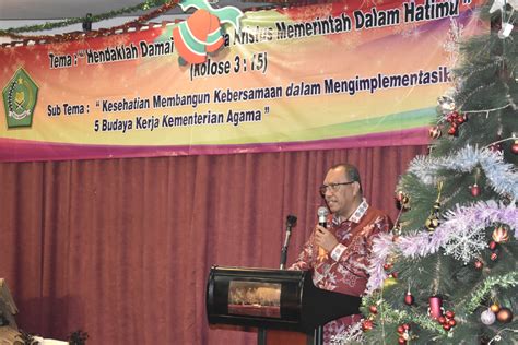 Majalahpendidikan.com akan menyampaikan materi pembelajaran dengan judul contoh kata sambutan. Kata Sambutan Untuk Natal Anak Sekolah Minggu : Perayaan Natal Keluarga Besar Lembaga ...