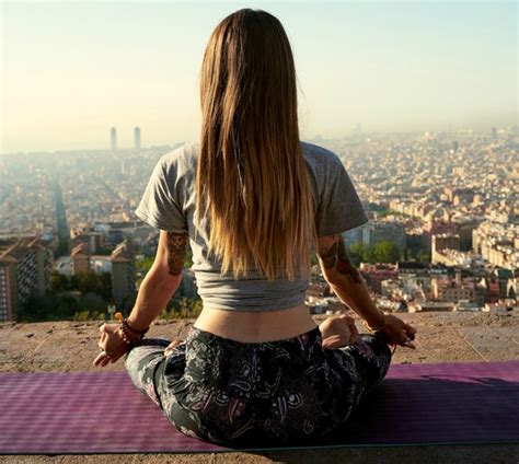 Orgasmic Meditation Is A Thing—heres What You Need To Know Glamour