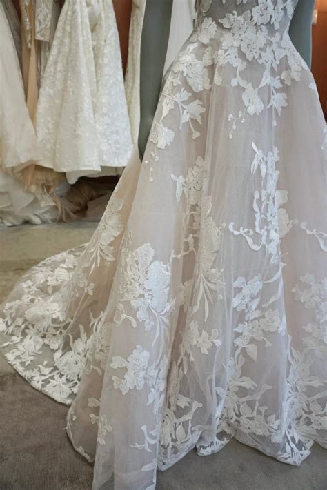 Monique Lhuillier Maeve Wedding Dress Save 24 Stillwhite