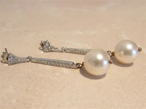 Vintage Style Pearl Earring By Tallulahs Trinkets
