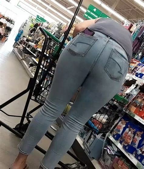 Milf In Jeans With A Fat Ass Bending Over Tight Jeans Forum