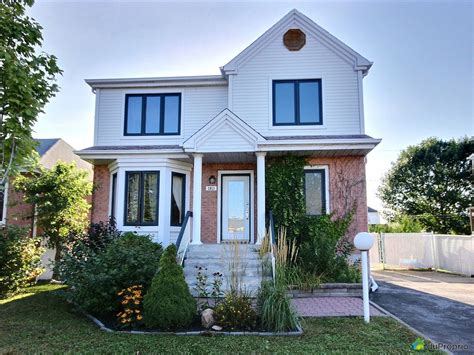 Revoir maison à vendre sur 6play : Maison à vendre St-Hubert, 1613 Jacques-Marcil, immobilier ...