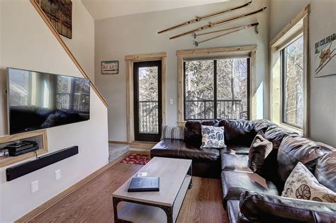 Completely Renovated Ski In Ski Out Condo In Slopeside Updated 2021