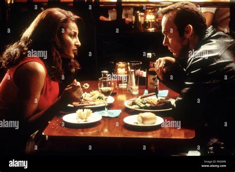 Dec 25 1997 Los Angeles Ca Usa Actress Pam Grier Stars As Jackie Brown And Michael Keaton