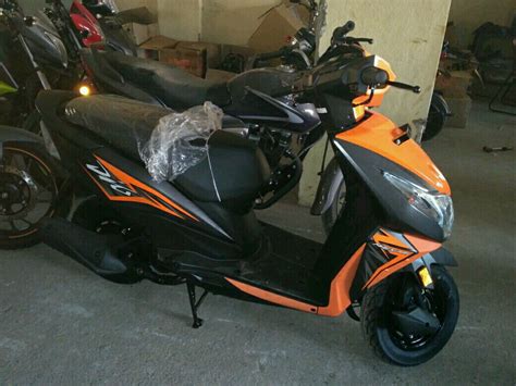 Honda scooters price starts at rs. MOST SELLING SCOOTY - HONDA DIO Customer Review ...